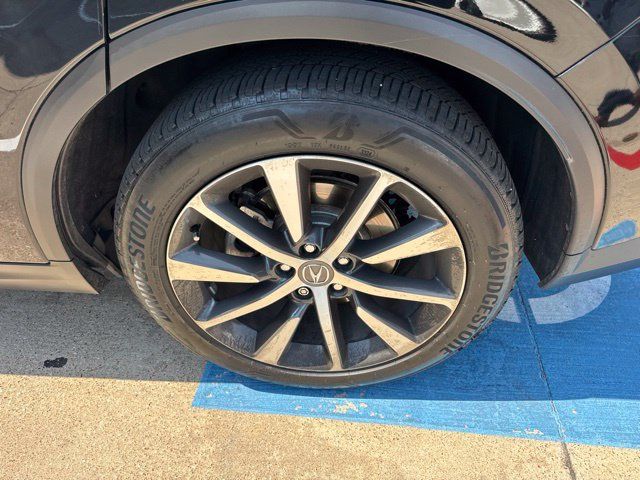 Used 2025 Acura MDX w/ Technology Package FWD image 10