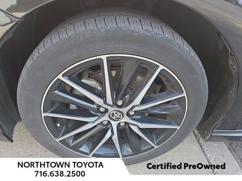 Used 2024 Toyota Camry SE image 13