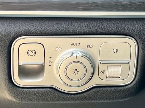 Certified 2024 Mercedes-Benz GLE 450 4MATIC image 23