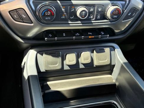 Used 2018 Chevrolet Silverado 1500 LT w/ All Star Edition AWD/4WD image 17