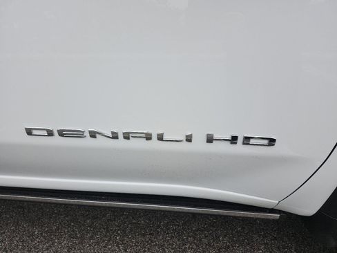 New 2026 GMC Sierra 2500 Denali w/ Denali Reserve Package image 10