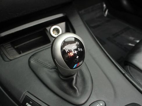 Used 2011 BMW M3 Convertible RWD image 36