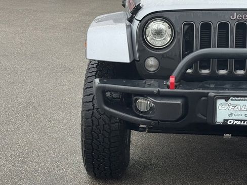 Used 2017 Jeep Wrangler Unlimited Rubicon image 7