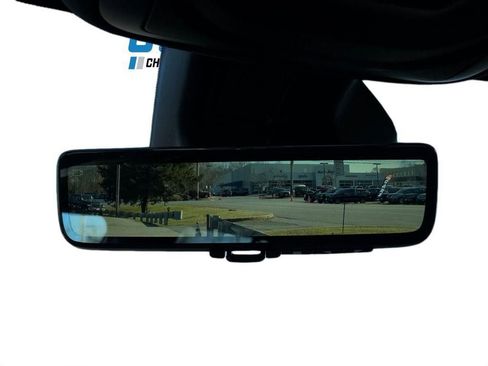 New 2025 Jeep Grand Cherokee Overland w/ Luxury Tech Group IV AWD/4WD image 28