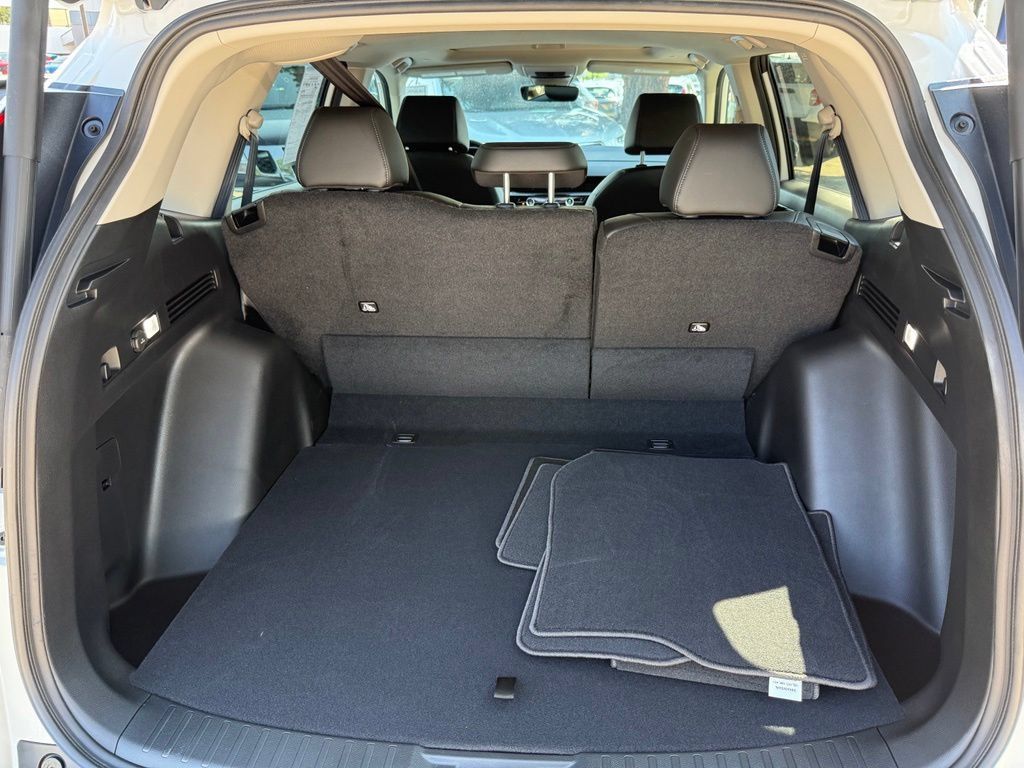 Certified 2026 Honda CR-V EX-L image 18