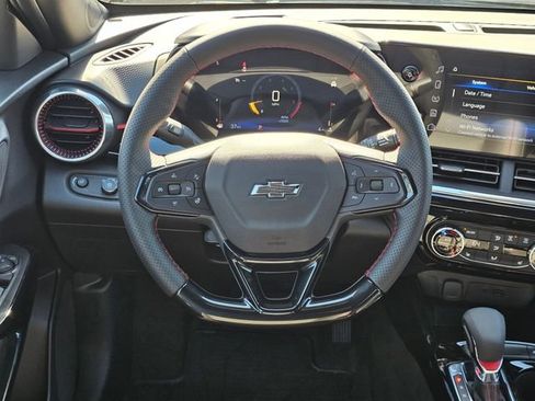 New 2026 Chevrolet Trax LT FWD image 40