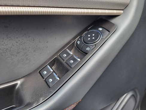 Certified 2025 Ford Explorer Active RWD image 20