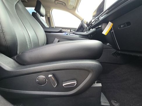 Used 2022 Lincoln Nautilus Reserve w/ Equipment Group 201A image 22