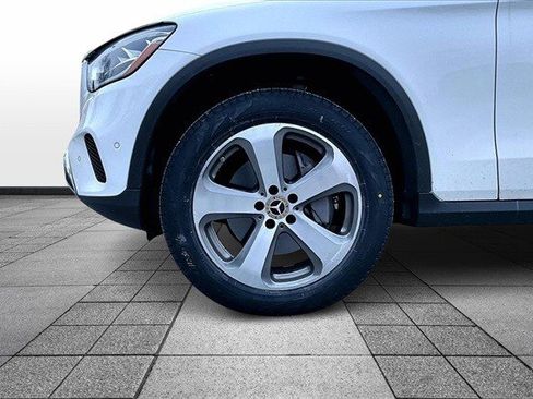 Certified 2022 Mercedes-Benz GLC 300 4MATIC image 4
