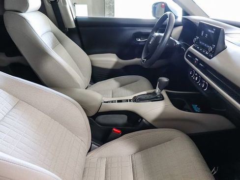 Certified 2025 Honda HR-V LX image 18