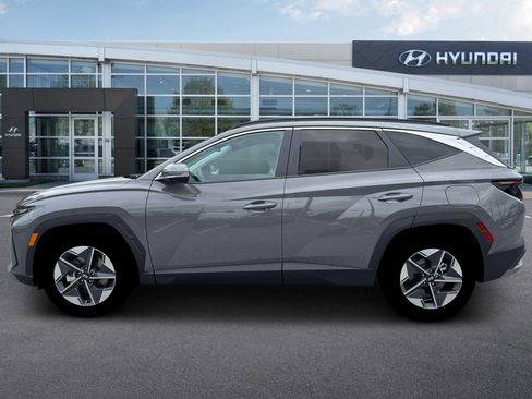 New 2026 Hyundai Tucson SEL image 3
