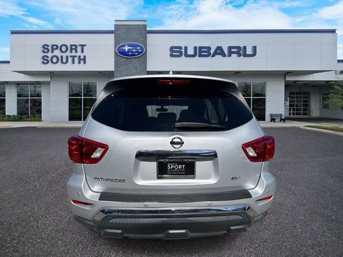 Used 2019 Nissan Pathfinder SV image 4