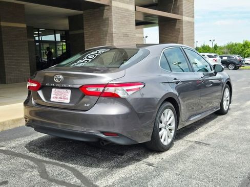 Used 2018 Toyota Camry LE FWD image 6