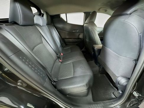 Used 2021 Toyota C-HR Limited image 29