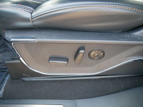 Used 2023 Ford F450 Platinum w/ FX4 Off-Road Package image 19