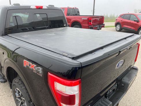 Used 2021 Ford F150 Lariat AWD/4WD image 9