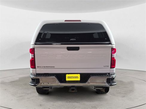 Used 2024 Chevrolet Silverado 2500 LTZ w/ LTZ Convenience Package image 4