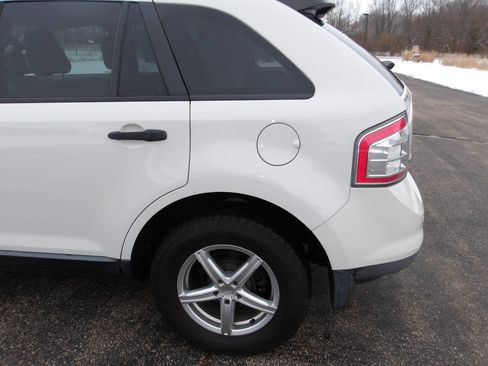 Used 2010 Ford Edge SE image 34
