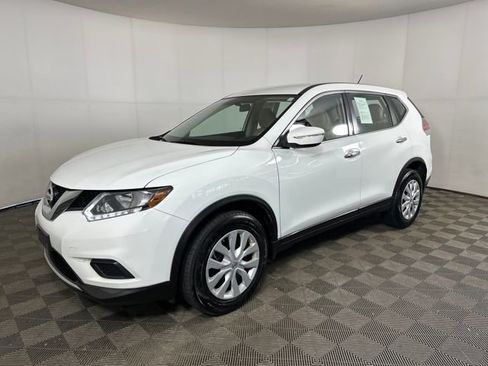 Used 2015 Nissan Rogue S image 7
