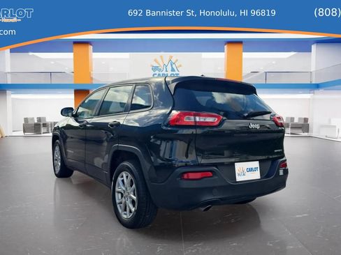 Used 2014 Jeep Cherokee Sport FWD image 6