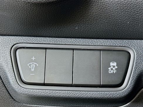 Used 2024 Kia Forte LXS image 16