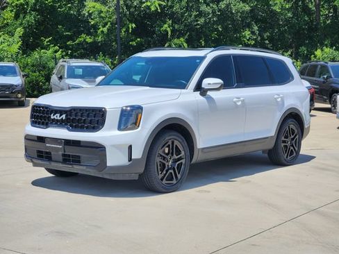 Certified 2024 Kia Telluride EX X-Line AWD/4WD image 3