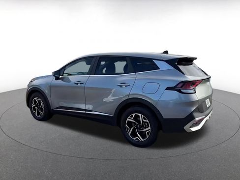 Used 2025 Kia Sportage LX image 10