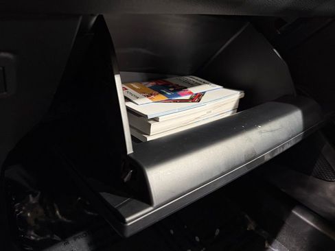 Certified 2024 Toyota Corolla LE image 26