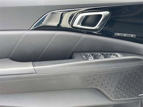 New 2026 Kia Carnival SX Prestige image 24