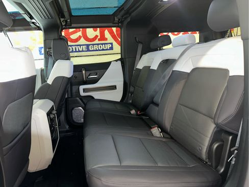 New 2025 GMC Hummer EV 2X image 27