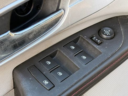 Used 2013 Chevrolet Equinox LT w/ Driver Convenience Package AWD/4WD image 23