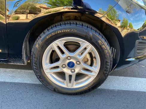 Used 2019 Ford Fiesta SE image 24