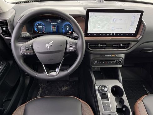 Used 2025 Ford Bronco Sport Outer Banks w/ Outer Banks Tech Package+ AWD/4WD image 11