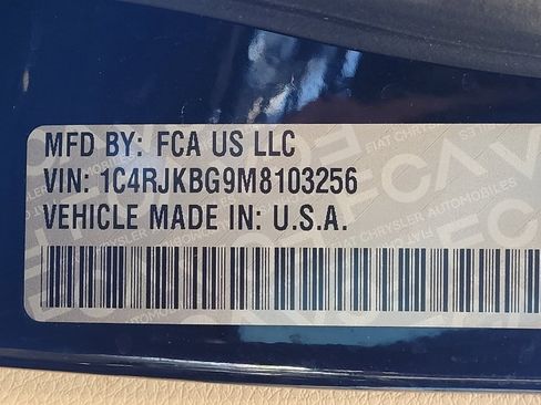 Used 2021 Jeep Grand Cherokee L Limited w/ Luxury Tech Group II AWD/4WD image 33