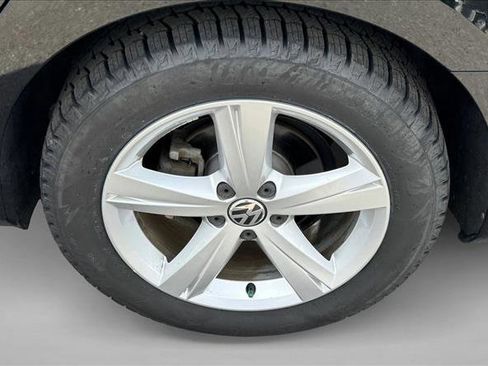 Used 2012 Volkswagen Passat 2.5 SE FWD image 9