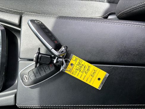 Used 2026 Nissan Rogue SV FWD image 13