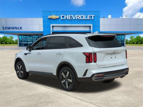 Used 2023 Kia Sorento EX w/ Panoramic Sunroof Package FWD image 3