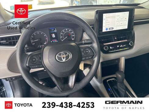 Used 2024 Toyota Corolla Cross L image 13