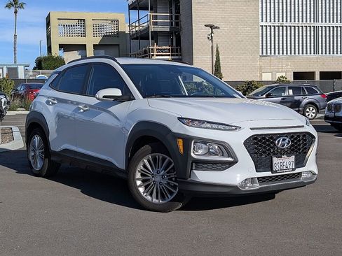 Used 2021 Hyundai Kona SEL Plus image 3