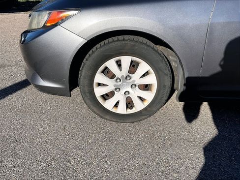 Used 2012 Honda Civic LX image 4