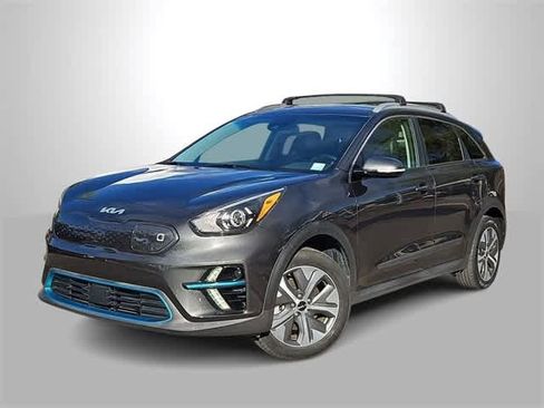 Used 2022 Kia Niro EX image 1