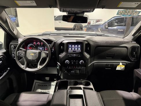 Used 2024 Chevrolet Silverado 2500 Custom w/ Custom Value Package AWD/4WD image 17