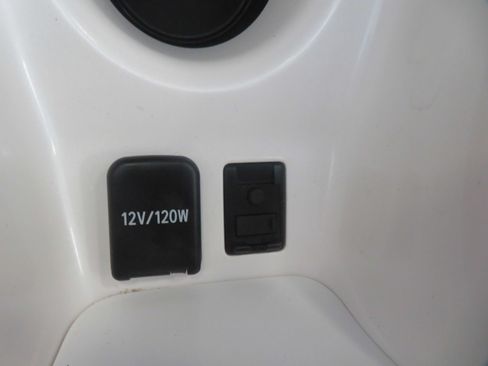 Used 2018 Toyota Prius Prime Premium FWD image 44
