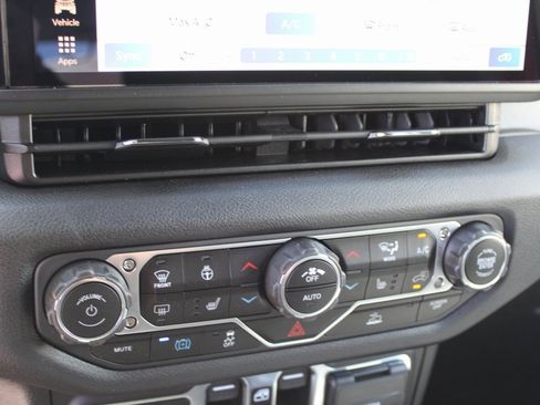 New 2025 Jeep Wrangler Willys 4xe image 22