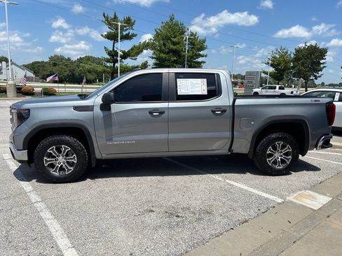 Used 2024 GMC Sierra 1500 Pro w/ Pro Value Package AWD/4WD image 17