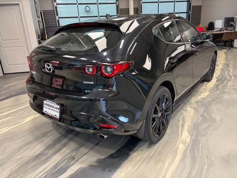 Used 2024 MAZDA MAZDA3 s FWD image 31