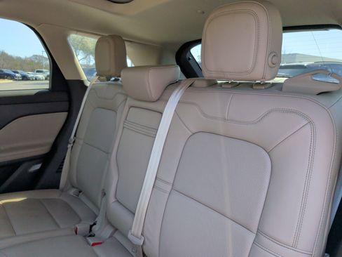 Used 2020 Lincoln Corsair Reserve w/ Appearance Package image 36