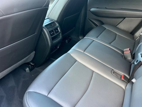 Used 2022 Cadillac XT5 Sportv w/ LPO, ONYX Package image 14