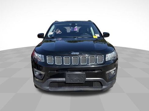 Used 2020 Jeep Compass Latitude w/ Cold Weather Group AWD/4WD image 2