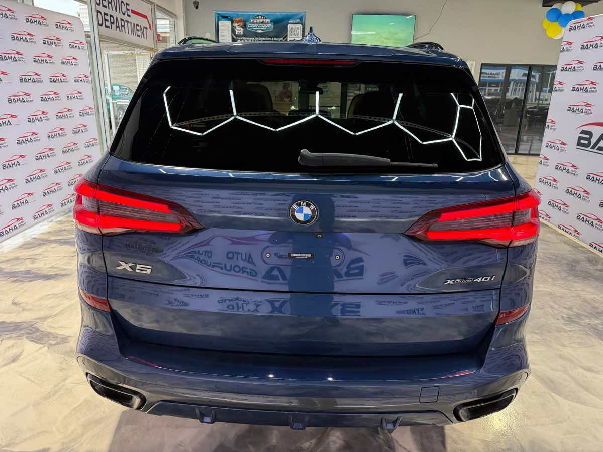 Used 2021 BMW X5 xDrive40i w/ M Sport Package AWD/4WD image 10